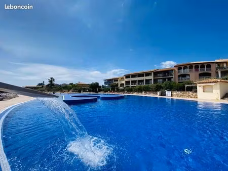 t2 vue mer + piscine – les issambres – idéal airbnb – rentabilité immédiate