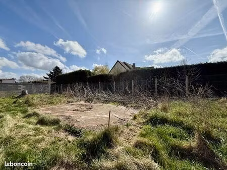 terrain 386 m² maisse