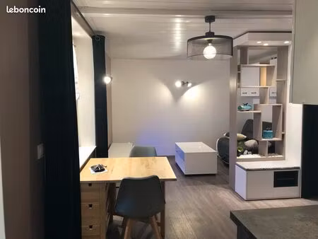 lumineux en centre-ville avec parking gratuit