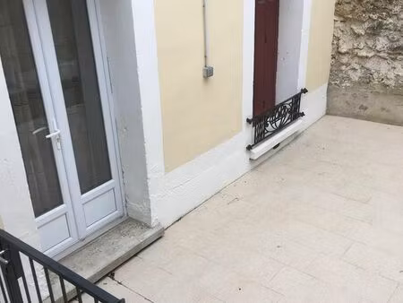 arpajon centre f2 avec terrasse