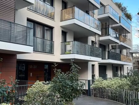 t2 cosy en bords de seine – meudon sur seine