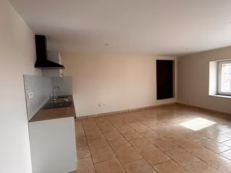 location maison courcais