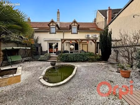 maison 5 pièces 146 m²