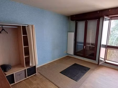 t1 26m² + parking extérieur + cave