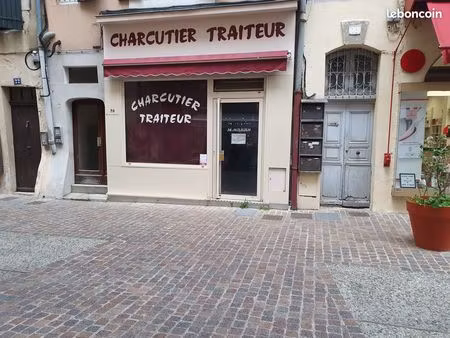 loue local commercial 80 m2 aubenas