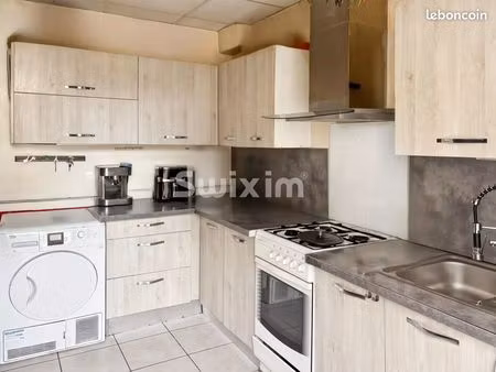 immeuble 7 pièces 145 m²