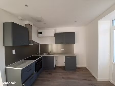 appartement f2 proche commerces et lycée