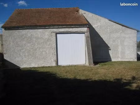 emplacement garage parking hivernage stockage caravane bateau moto