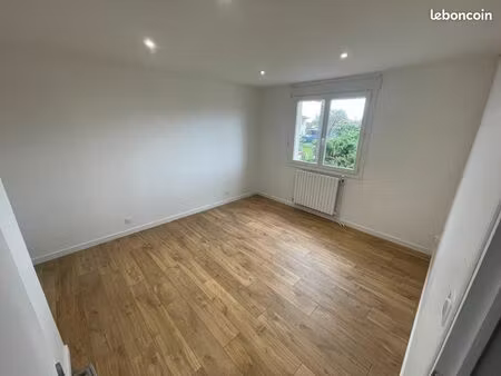 local professionnel 14 m² – idéal médical / paramédical / bien-être – accès pmr