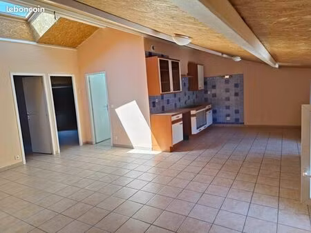 loue appartement 65 m2