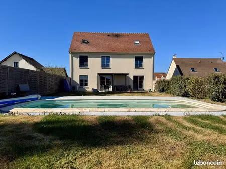 maison 10 pièces 178 m²