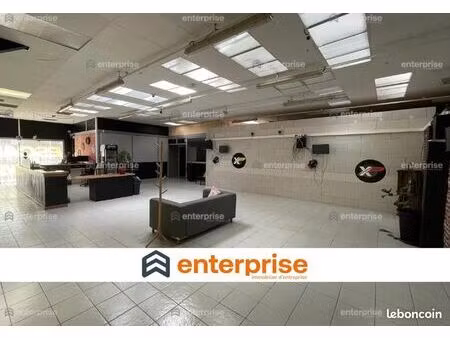 local commercial 660 m²