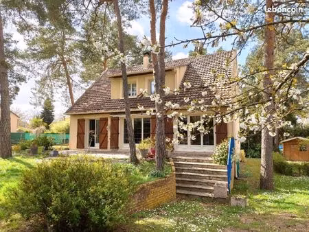 maison 6 pièces 143 m²