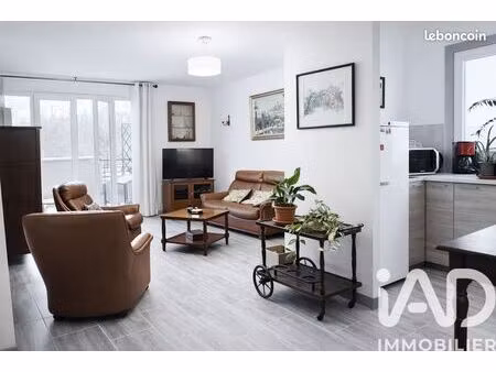 appartement 3 pièces 80 m²