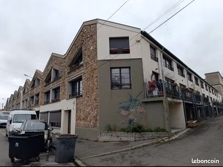 location local stockage activité argenteuil centre