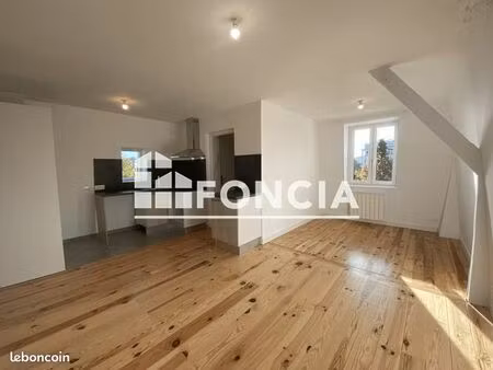 appartement 4 pièces 65 m²