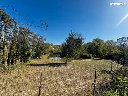 étang à vendre