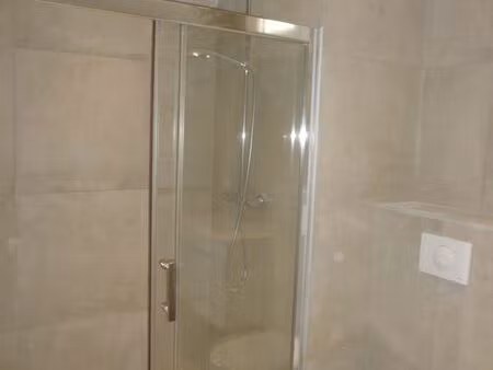 beau t3 lumineux au calme - proche iut -grossetti & gare - parking inclus