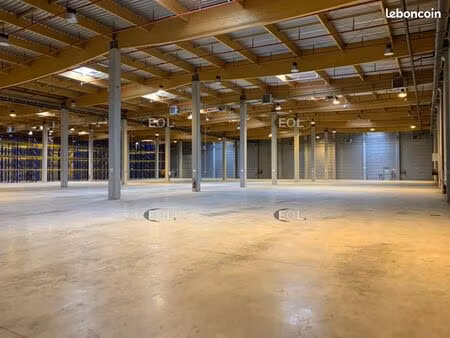 local logistique 6 345 m²