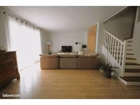 maison familiale non mitoyenne de 7 pièces – 129 m²