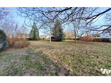 terrain 1664 m² bourguebus