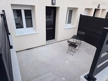 loue 2 pièces neuf et meublé