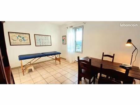 beau local professionnel 2 pièces