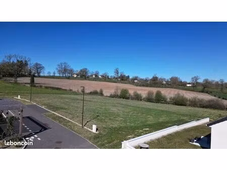 grand terrain viabilisé à ceignac