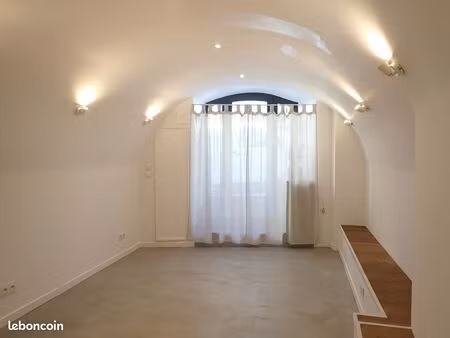 local commercial 22m²