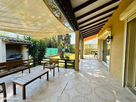 maison rénovée 170m2 - 4 chambres - jardin 921 m2 - 325 000