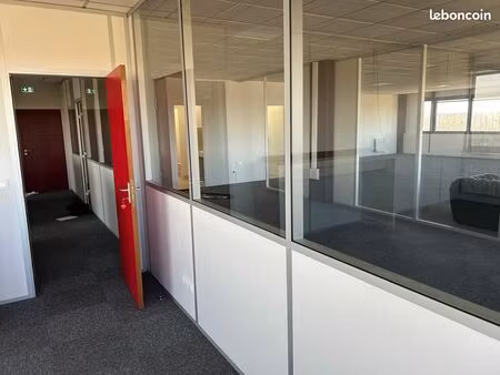 bureaux ou local commercial 235m²