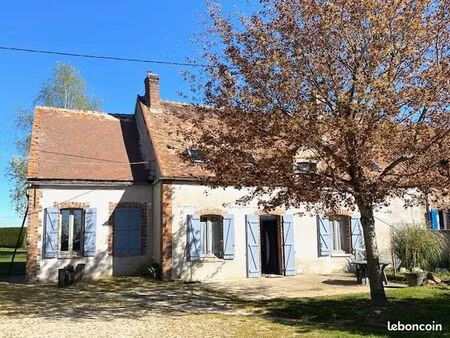 longère 5 pièces 146 m²