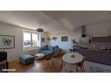 maison meublée avec jardin en centre-ville – 140 m² – bien rare à rodez
