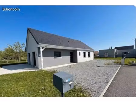 maison 5 pièces 104m2