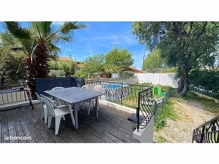 bas de villa de 80 m2 avec jardin de 240 m2 quartier bucarin