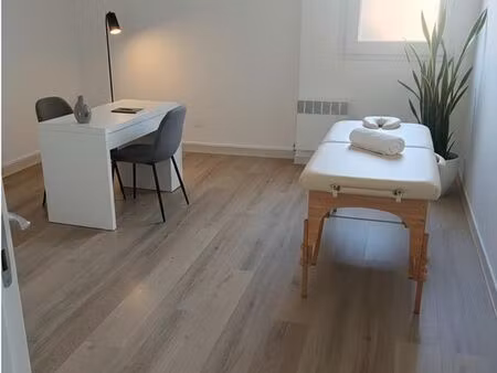 location bureau paramédical/medical