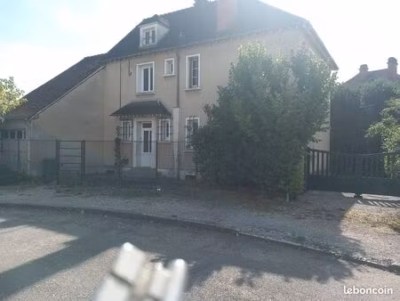 maison pour 2 ou 3 logements ou pour maison familiale