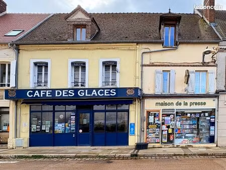 immeuble aix villemaur palis