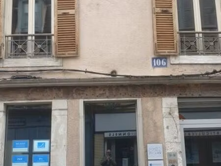 immeuble au centre d'auxerre