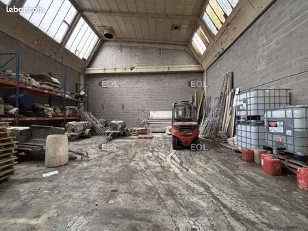 local industriel 145 m²