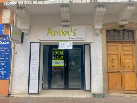 plein centre ville  local commercial 50 m2