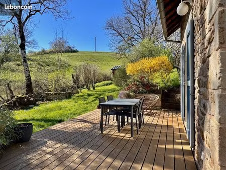 maison 5 pièces 150 m²