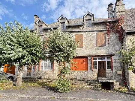 maison 10 pièces 208 m²