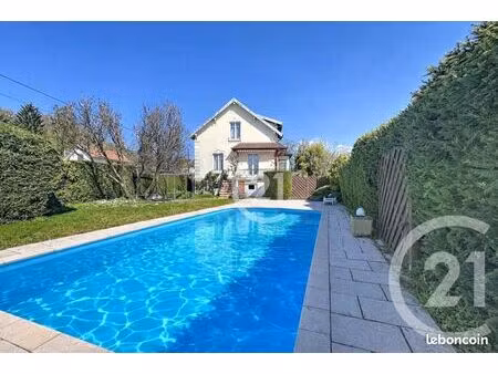 maison de ville 6 pièces 115 m²