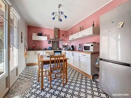 maison 4 pièces 121 m²