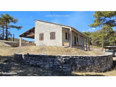 maison 3 pièces 120 m²