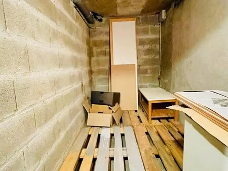 box stockage full béton avaricum / centre ville