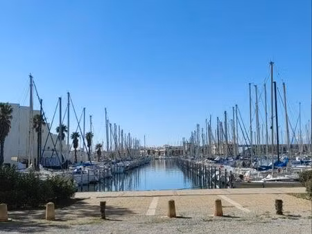 vend local commercial