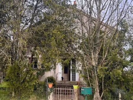 maison 8 pièces 134 m2 fort potentiel dans un cadre naturel privilégié