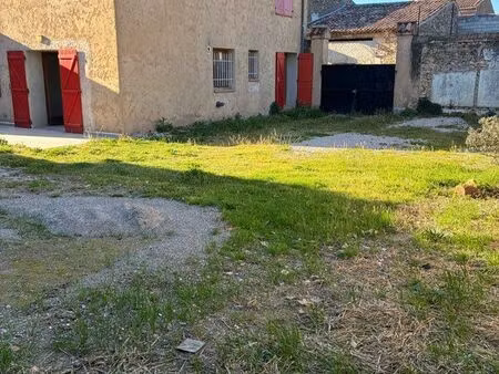 terrain constructible 323 m2 avec appartement 55 m2 plus dépendance 20 m2